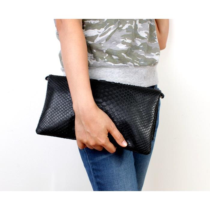 クラッチバッグ/レディースバッグ/パイソン本革・ブラック/ショルダーベルト付 |  | 05