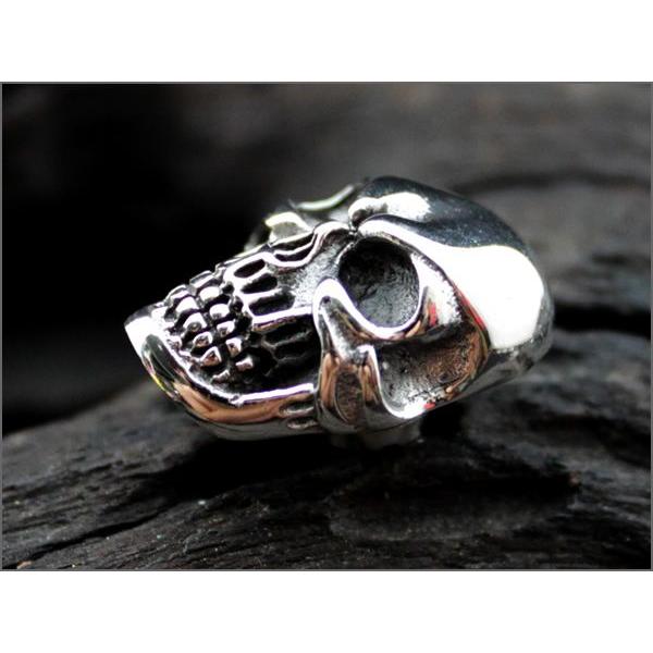 コンチョ ボタン/ネジ式/リアルスカル/レザークラフト/バイカーズウォレット/コンチョシルバー925 |  | 02