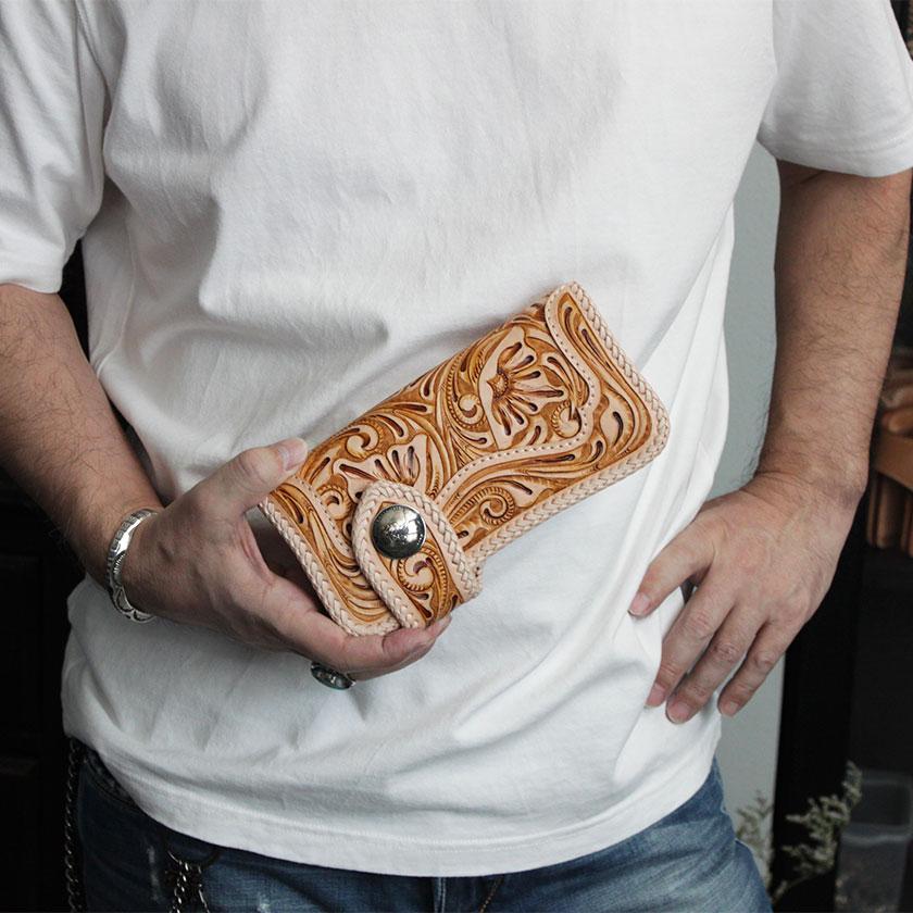 バイカーズウォレット 長財布 カービングウォレット 革財布 ライダースロング コンチョエリザベスコイン |  | 01