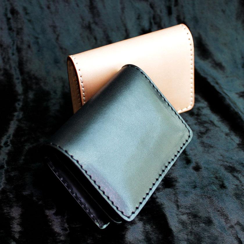 栃木レザー/カードケース/グレージングサドルレザーヌメ革/ナチュラル・ブラック |  | 01