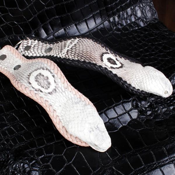 キーホルダー 革/コブラ頭付きベルトループ/ブラック ナチュラル |  | 03