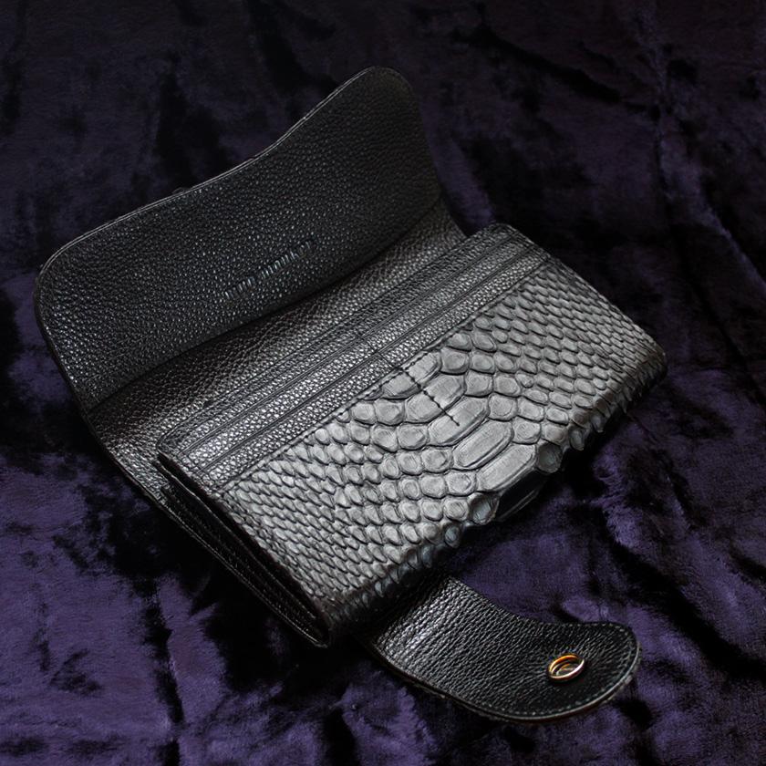 パイソンマットブラック・コンチョ付き長財布/バックカット腹側/カード収納20枚/Desire |  | 10