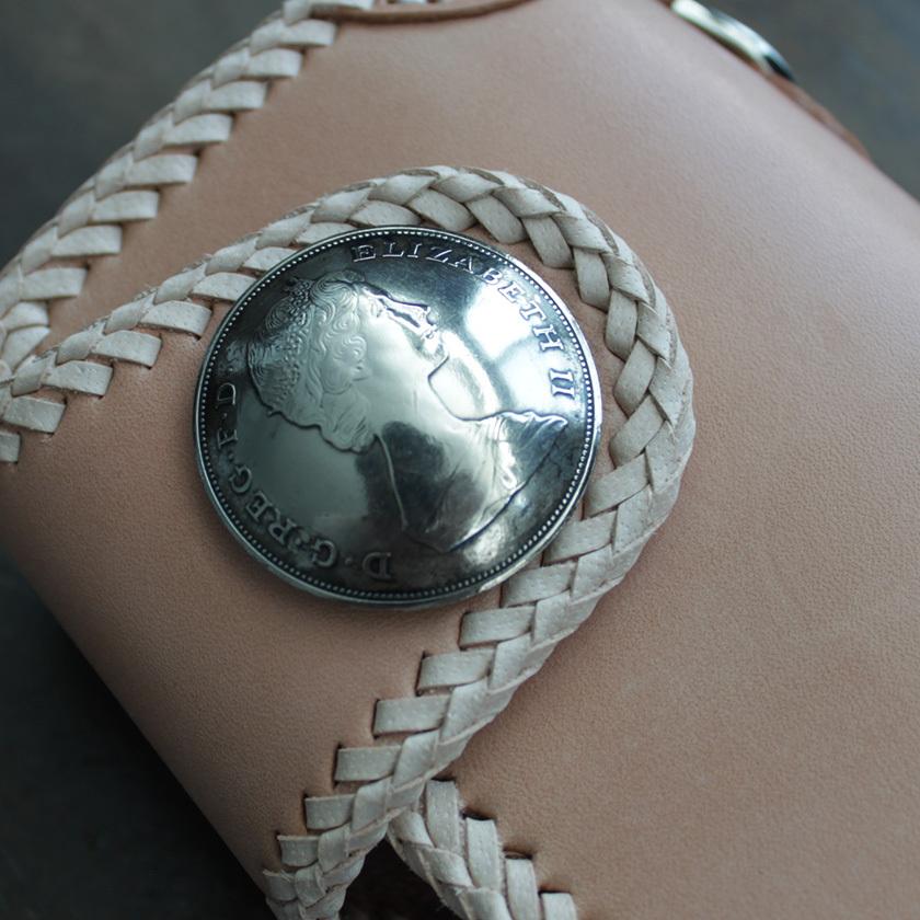 バイカーズウォレット 栃木レザー ミドル財布 ウォレット サドルハーフ コンチョエリザベス |  | 03