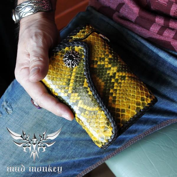 バイカーズウォレット パイソン ハーフ 三つ折り財布 メンズ イエローゴールド/INSIDE サドルBlack |  | 05