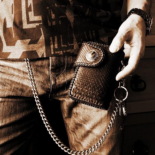 バイカーズウォレット 二つ折り財布 パイソン ハーフウォレット ブラック メンズ /コンチョタイガーアイ/INSIDE サドルBlack |  | 05