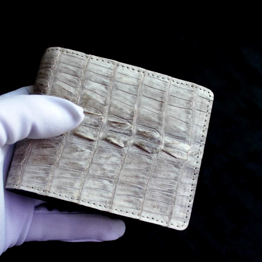 カイマンワニ革/二つ折り財布/ショートウォレット/ヒマラヤンテイルA/ビンテージホワイト |  | 02