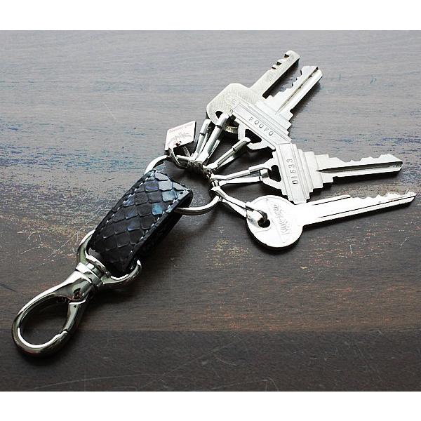 キーホルダー 革/パイソンレザー・5連フック |  | 05