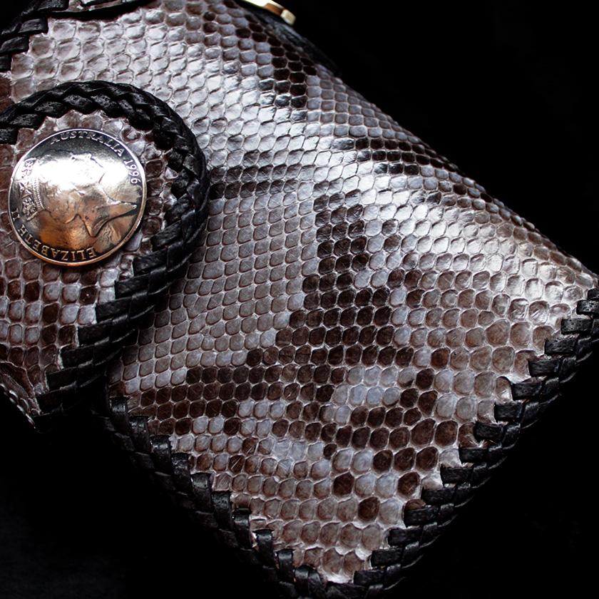 パイソン・ミドルウォレット /二つ折り財布 /グレーパイソン/INSIDEサドルBlack |  | 02