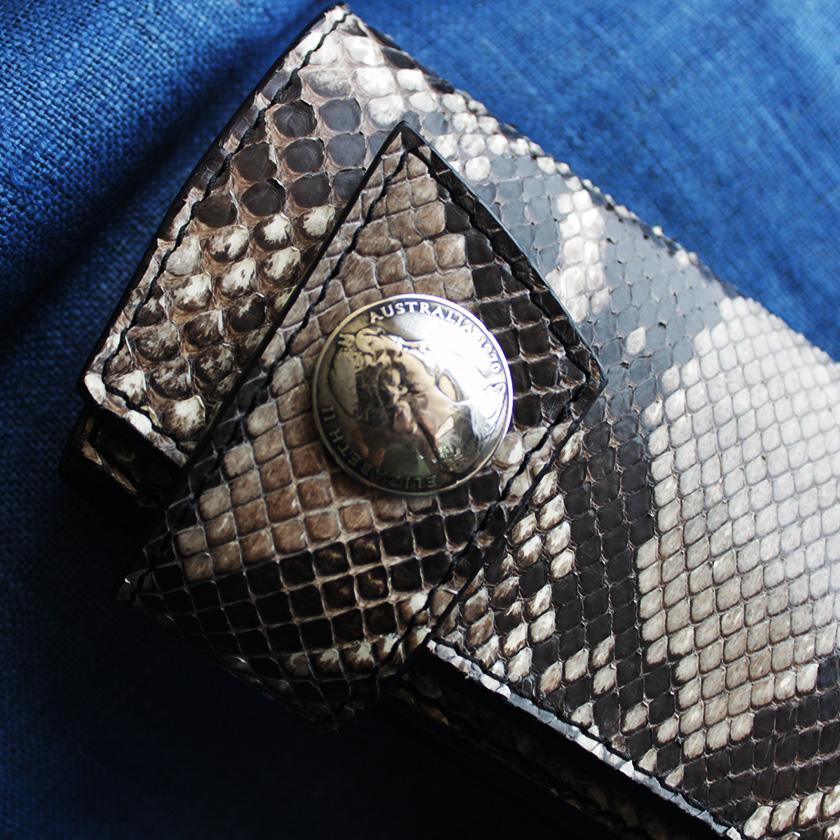 パイソン 長財布 バイカーズウォレット・サドルブラック・インナーパイソン KATANA /コンチョコインエリザベス |  | 02