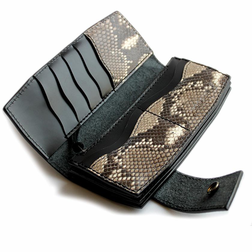パイソン 長財布 バイカーズウォレット・サドルブラック・インナーパイソン KATANA /コンチョコインエリザベス |  | 06