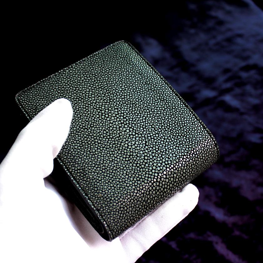 スティングレイ エイ革/二つ折り財布/ポリッシュ/ショートウォレット/ブラック |  | 02