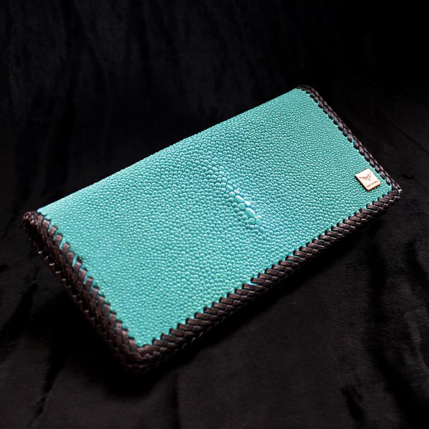 スティングレイ・エイ革長財布/キャビアターコイズ/ブラックレース編み