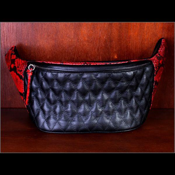 ボディバッグ/ダイヤステッチ/COWブラック&パイソンRED |  | 01