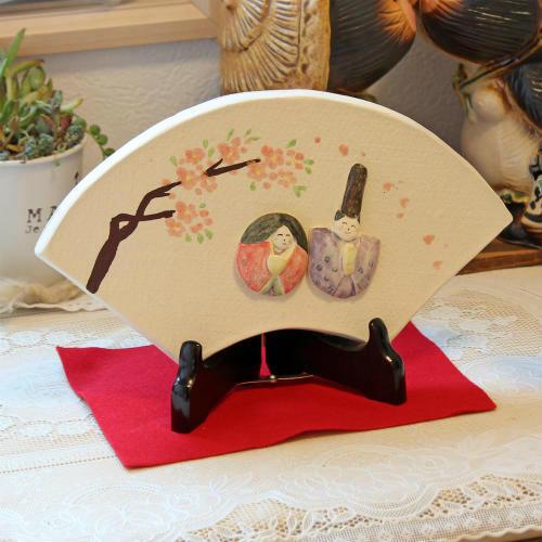 信楽焼 モダン 雛人形 おしゃれ ひな人形 赤・青 扇形 卓飾り かわいい