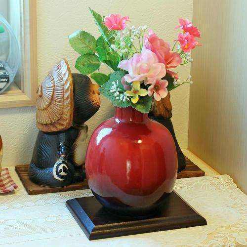 信楽焼 一輪挿し 臙脂 壷型 花瓶 陶器 おしゃれ 花入 花びん 花器 フラワーベース プレゼント 信楽焼き Ma023 06g Itirin0015 夢源陶房 通販 Yahoo ショッピング