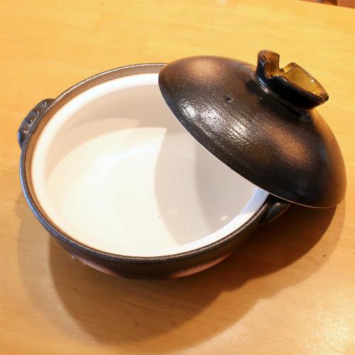 万古焼 土鍋 9号 伊賀風 日本製 [IH 非対応] 3〜4人用 萬古焼 直火 ガスコンロ カセットコンロ 耐熱陶器 おしゃれ 鍋 陶器 可愛い 炊飯 焼き物 やきもの(oib)の画像