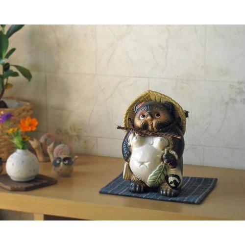 タヌキの置物 信楽焼 狸 置物 ひねり たぬきの置物 6号 メス(名入れも可) 玄関 狸