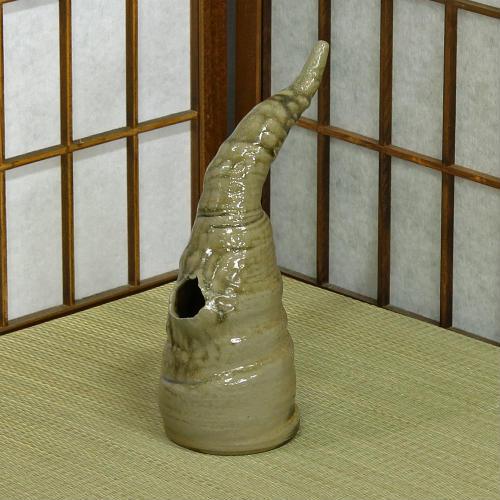 1点物 愛知 常滑焼 花器 緋色 ねじり 池坊 生け花 和風 洋風 華道 水盤