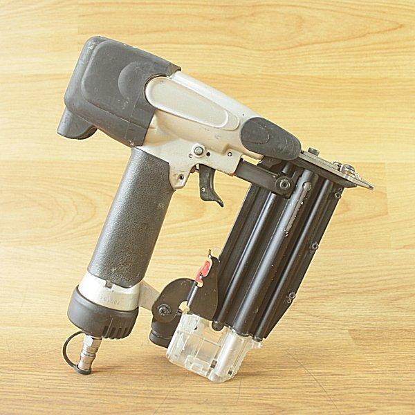 日立工機 NP55M 55mmピン釘打機 : 無限堂あいちヤフーショップ - 通販