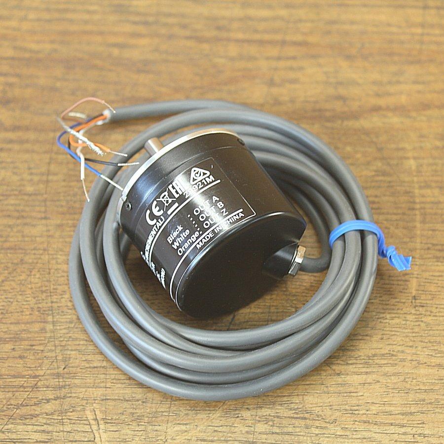 未使用）OMRON/オムロン E6C2-CWZ6C 5to24VDC ロータリーエンコーダ 