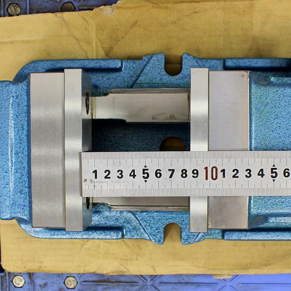 未使用)ERON/ナベヤ LTH3P-125 125mm精密マシンバイス 未使用)ERON/ナベヤ LTH3P-125 125mm精密マシンバイス
