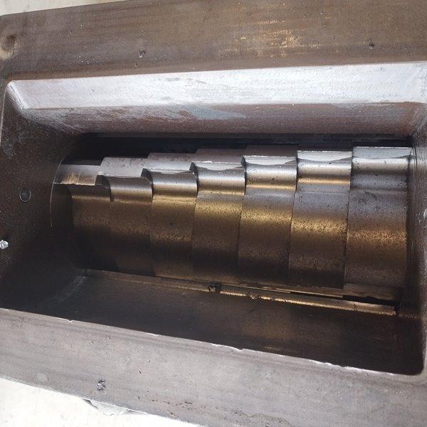 森田精機工業 プラスチックス粉砕機 JC-5LD型 5馬力 3.7kW 森田精機工業 プラスチックス粉砕機 JC-5LD型 5馬力 3.7kW