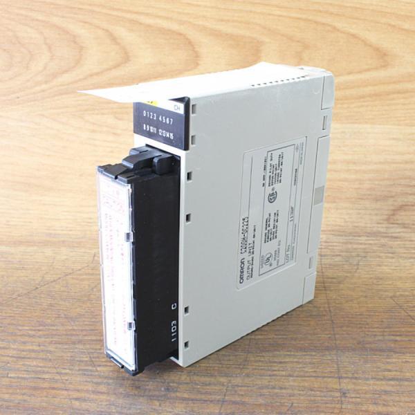 未使用）OMRON/オムロン C200H-OC225 プログラマブルコントローラ 出力