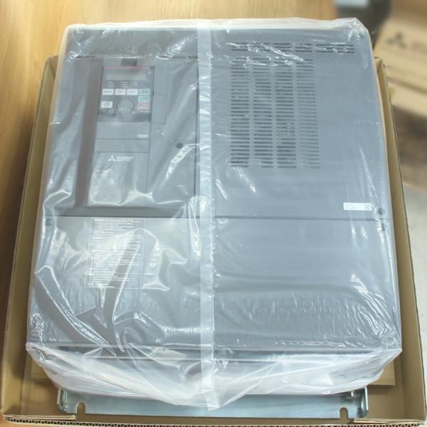 未使用)三菱電機 FR-F840-45K-1 インバータ 2018年製 FREQROL 未使用)三菱電機 FR-F840-45K-1 インバータ 2018年製 FREQROL