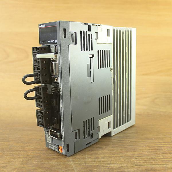 MR-J4-60B ACサーボアンプ 未使用）三菱電機 MR-J4-60B サーボアンプ MELSERVO 2020年製 AC