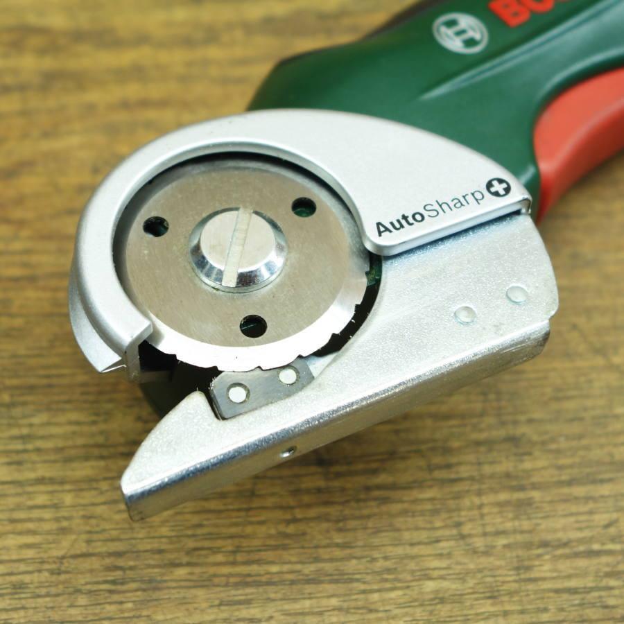 BOSCH/ボッシュ XEO コードレスマルチカッター 3.6V 充電式切断機