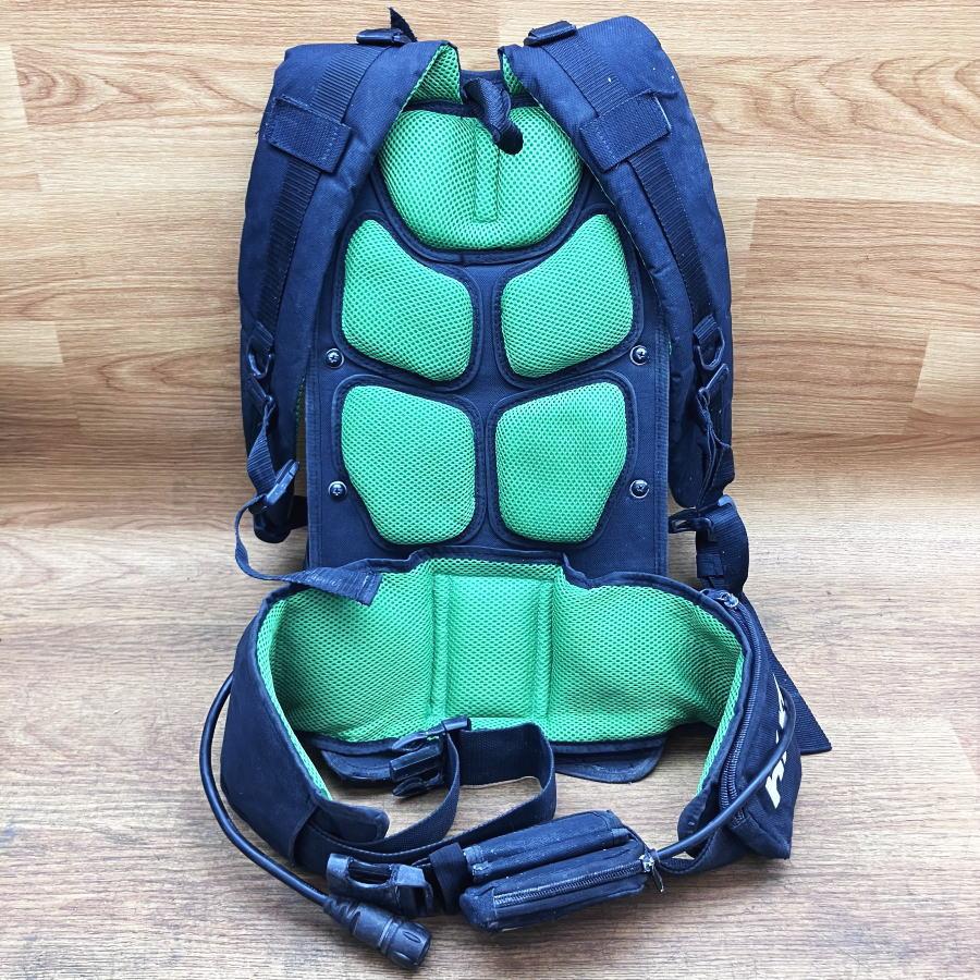 個人装備 XG x YUEQI QI cap XG x YUEQI QI cap