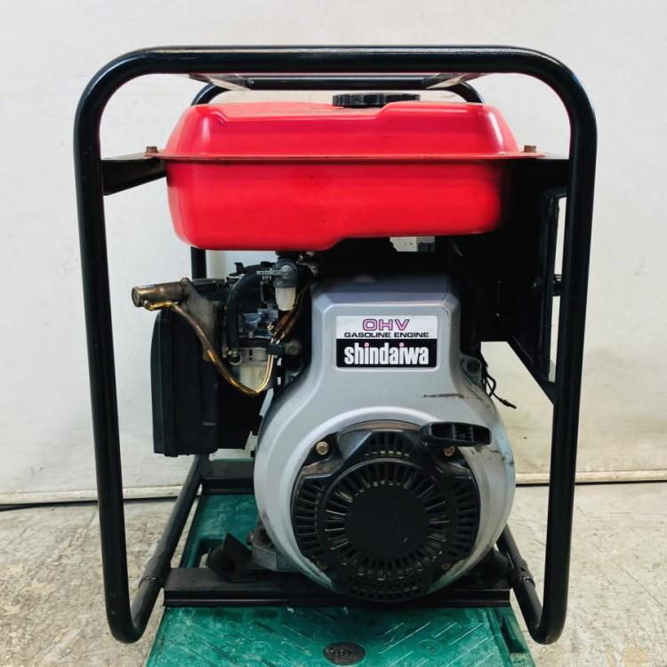 新ダイワ ガソリン エンジン発電機 EGR31 作動確認済　引取限定 現状品］Shindaiwa/新ダイワ/やまびこ EGR31 2.6kVA エンジン発電機