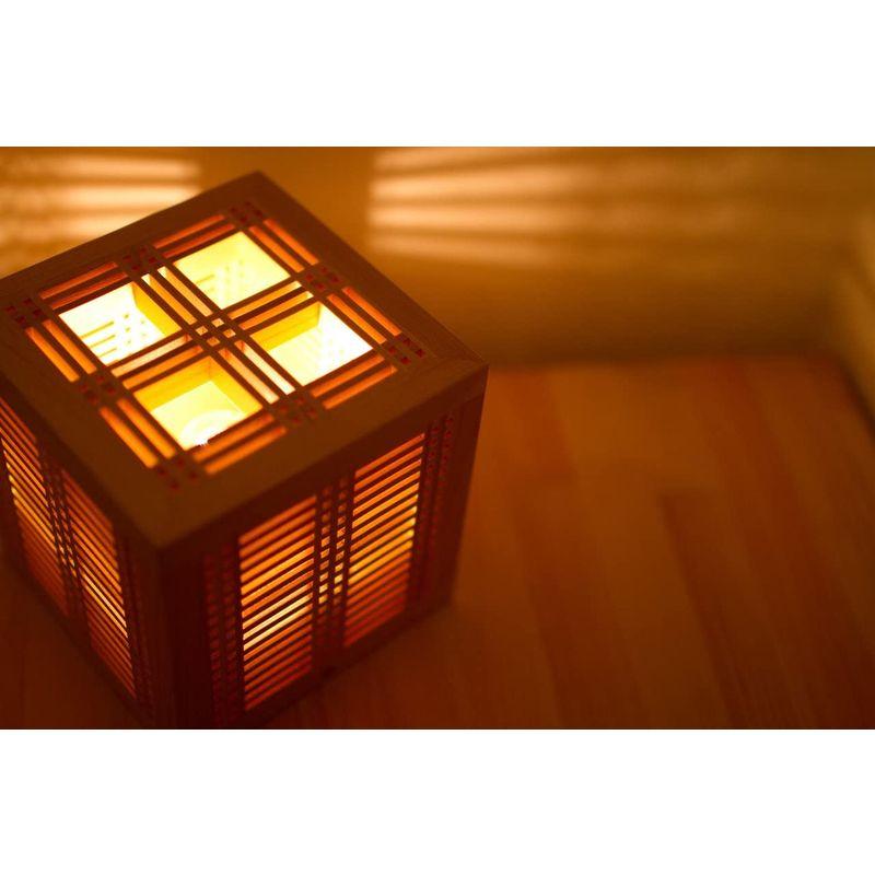 木のあかり　ひかりの小箱1　小型テーブルランプ　青森ヒバ製　国産手作り　組子照明　10w