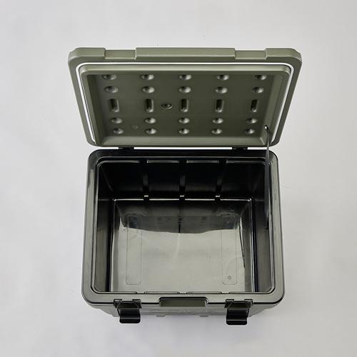 クーラーボックス OD色 66L 607x497x352mm スタッキング可能 72 クーラーボックス OD色 66L 607x497x352mm スタッキング可能 72