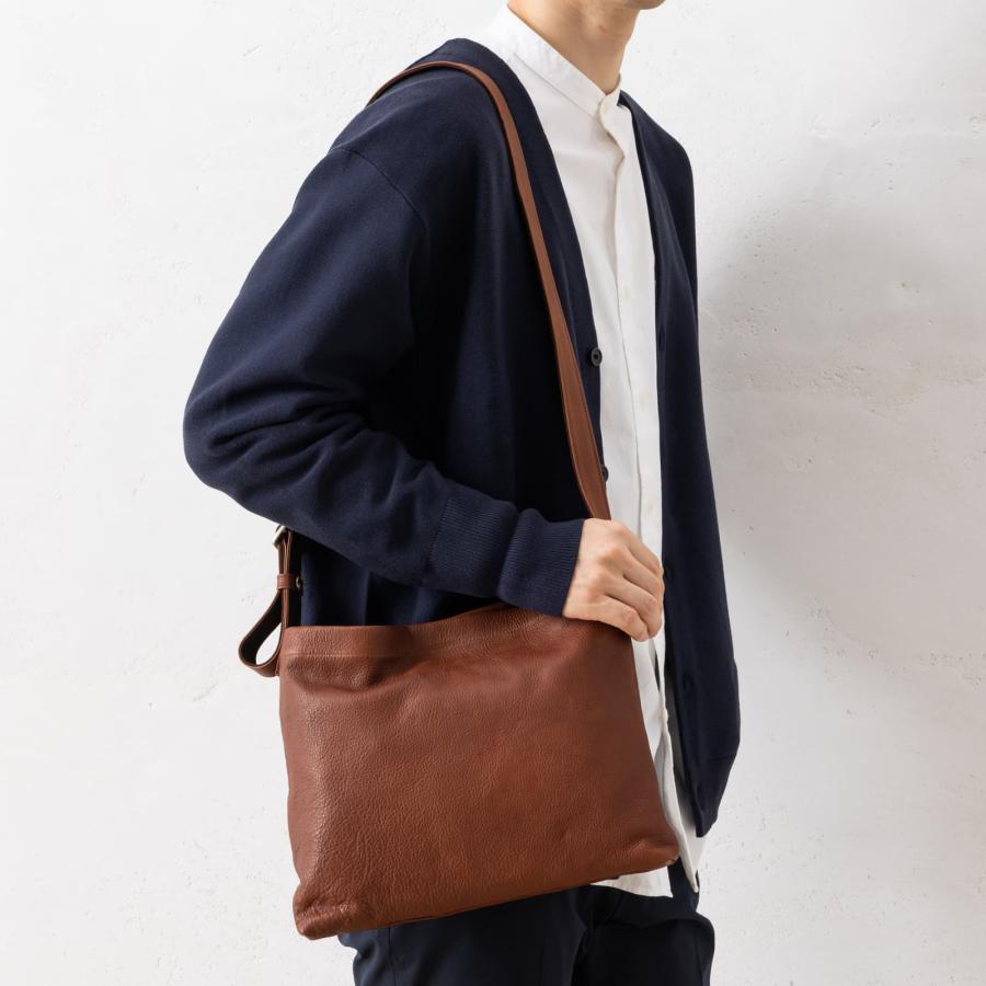 SLOW レザー　ショルダーバッグ SLOW（スロウ） 最大50% 12/25限定 バッグ ショルダーバッグ メンズ