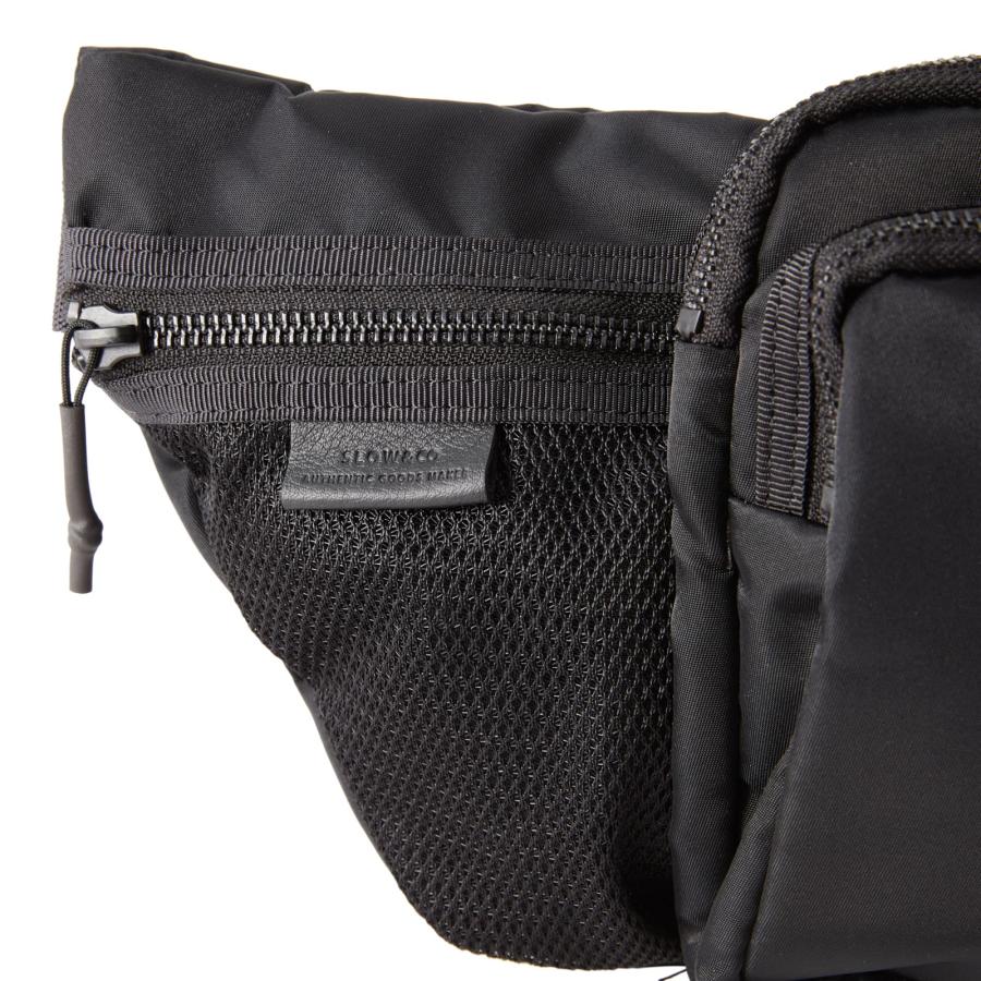 【美品】 SLOW スロウ ボディバッグ　ブラック ルボーノ 最大50%☆5/5限定 スロウ ボディバッグ メンズ レディース 本