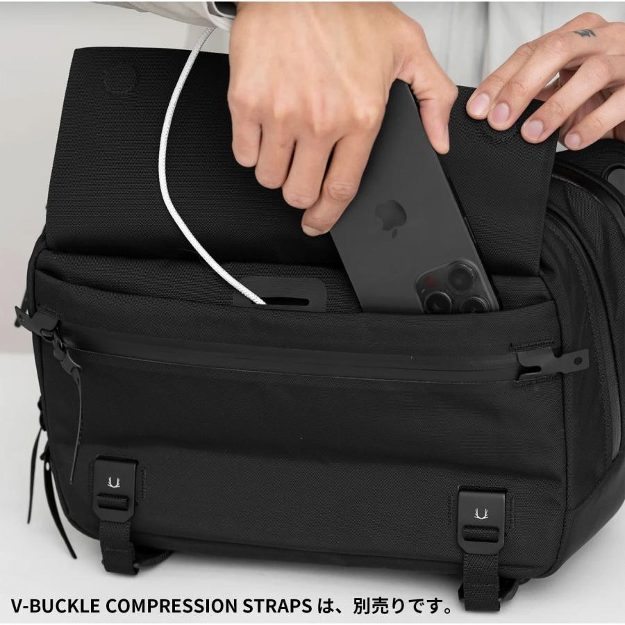 正規品 BLACK EMBER ブラックエンバー バッグ ショルダーバッグ GRIP SLING 12 EMBERTEX メンズ レディース 12L 14インチ 肩がけ 斜めがけ PC収納 ブランドの画像