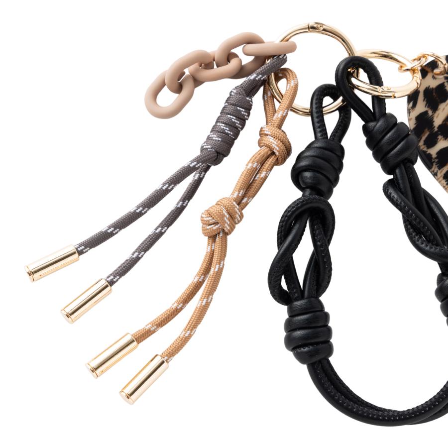 VIOLAd'ORO（ヴィオラドーロ） 正規品 アクリル×コード バッグチャーム