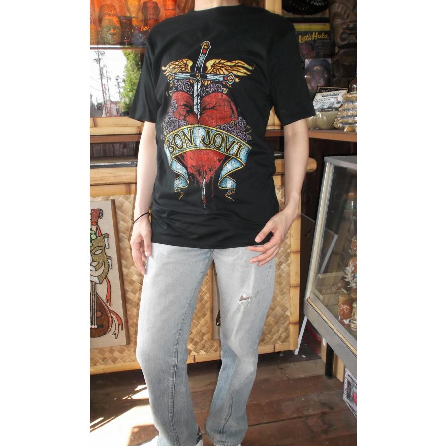 ボン ジョヴィ Tシャツ BON JOVI HEART 正規品 : マンブルズ ボン ジョヴィ Tシャツ BON JOVI HEART 正規品 : マンブルズ
