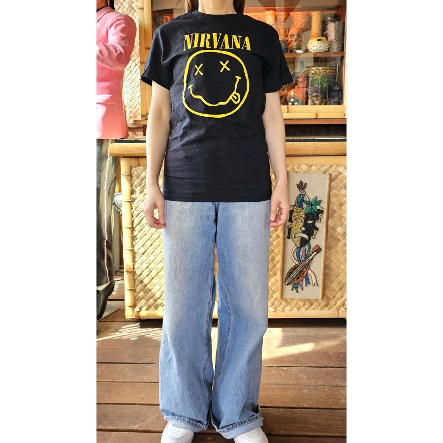 NIRVANA（ニルヴァーナ） Tシャツ NIRVANA SMILEY ONE SIDED USA 正規