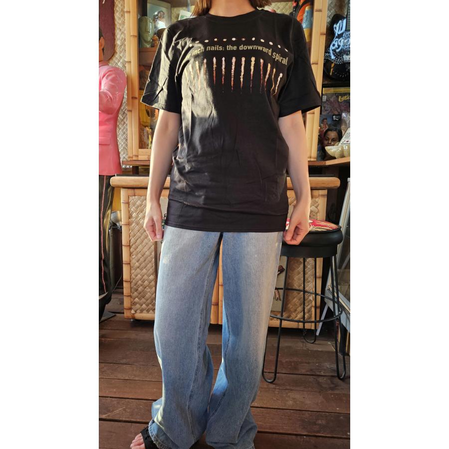 ROCK OFF ナイン インチ ネイルズ Tシャツ NINE INCH NAILS DOWNWARD