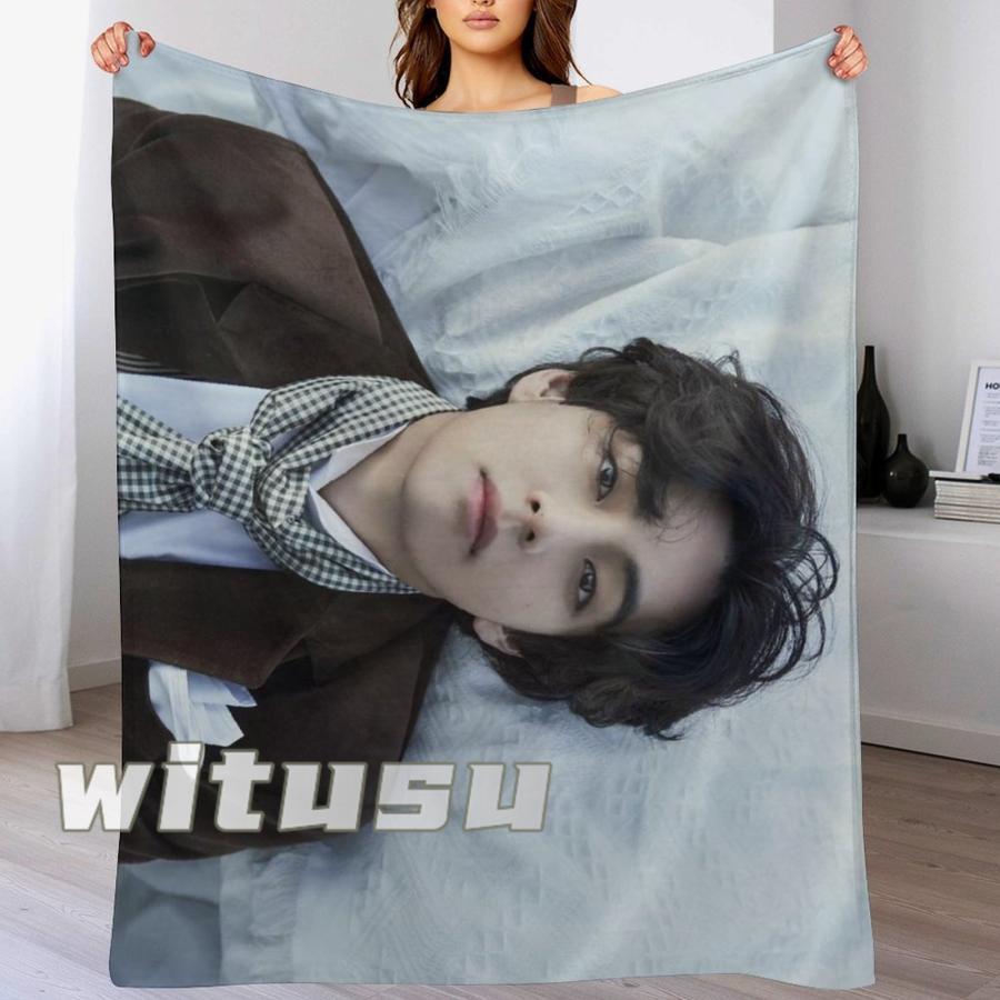 新品未使用】 防弾少年団 BTS テテ❤️ブランケット 膝掛け