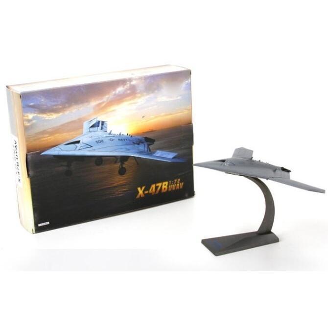 プラモデル 航空機 オシャレ模型 ノースロップ・グラマン モデルエアクラフト アメリカ空軍機 1/72 Northrop Grumman X-47B ギフト