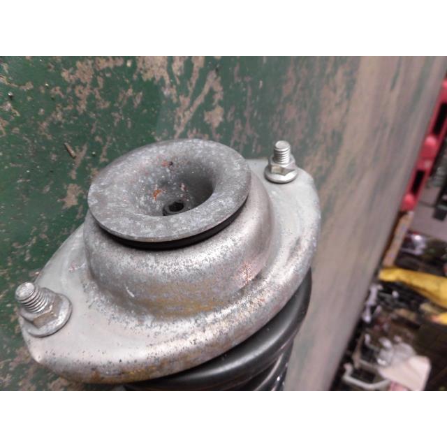AZワゴン DBA-MJ23S 右フロントストラット 268697 : 有限会社 村上