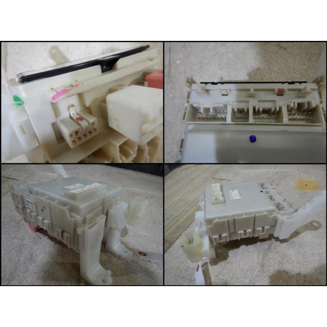 カローラルミオン DBA-NZE151N ヒューズボックス 296091 : 有限会社