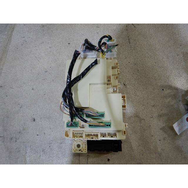 N-WGN N−WGN DBA-JH1 ヒューズボックス 298179 : 有限会社 村上 