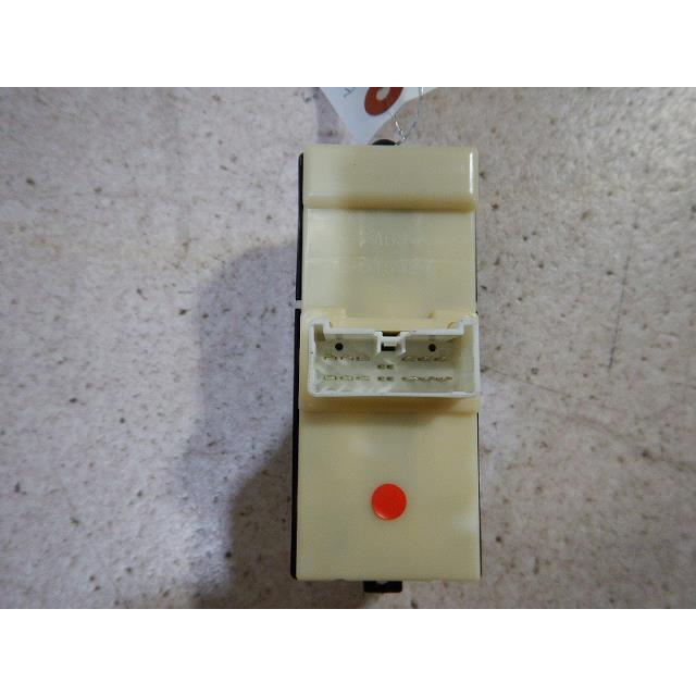 ミラ（ダイハツ） ミラココア DBA-L685S パワーウインドウスイッチ