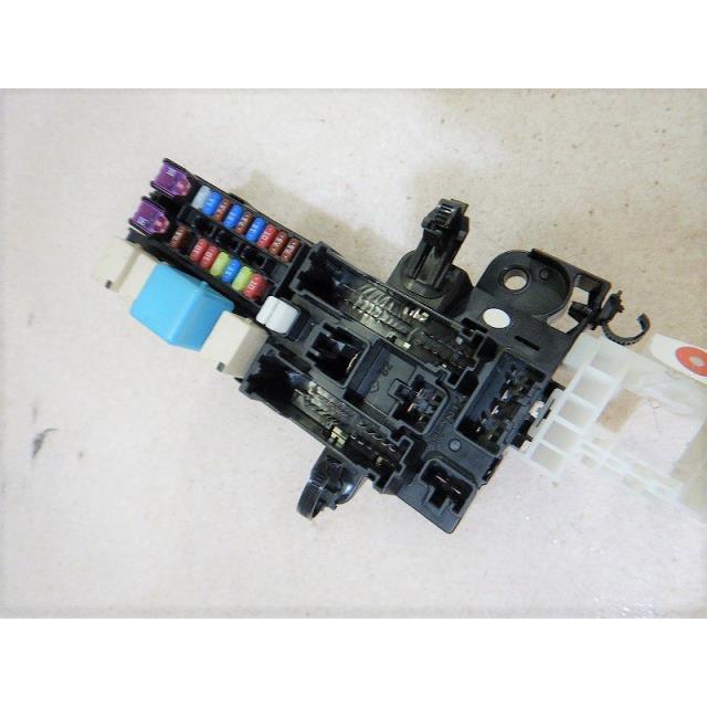 ミラ（ダイハツ） ミラココア DBA-L685S ヒューズボックス 309064
