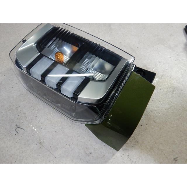 タフト 5BA-LA900S 左テールランプ 315459の画像
