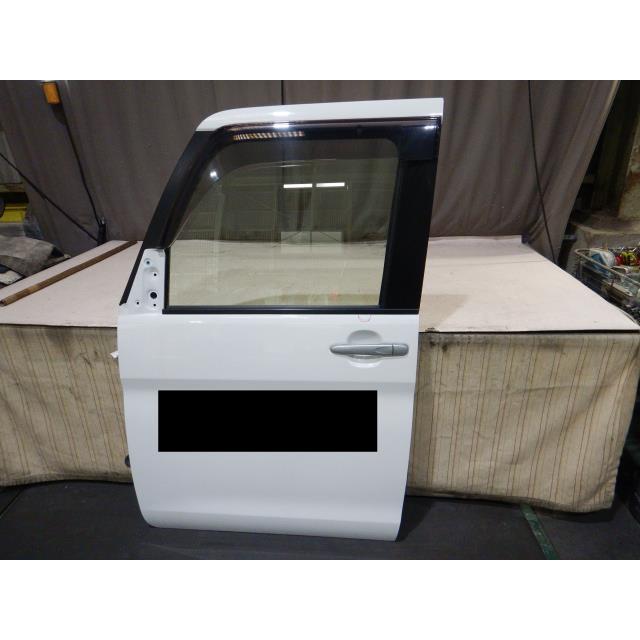 MSRダイハツ タントカスタム LA600系左フロントドアパール（W24） ダイハツ 純正 タント 《 LA600S 》 左フロントドア P90200-24008566